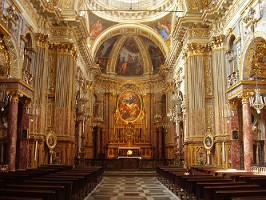Interno chiesa dei Santi Martiri a Torino