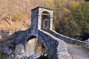 ponte medievale di Forno 846 m