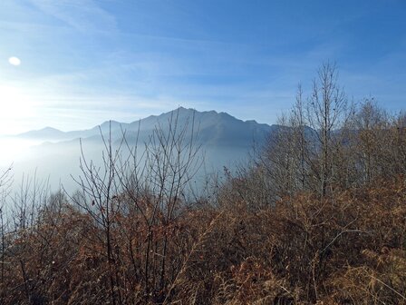 Corno bianco visto dal Monte Tre Croci