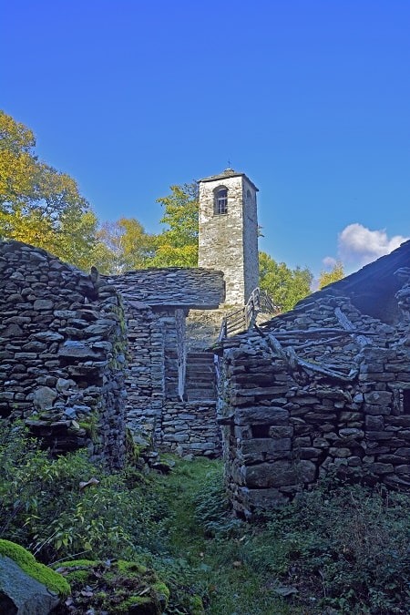 Campanile ad Aia di Pietra