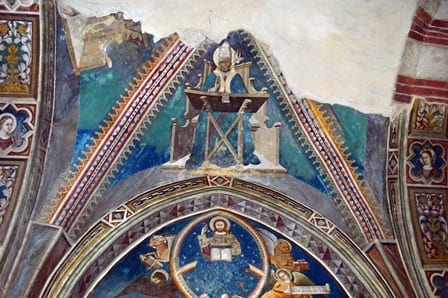 Abbazia Santa Maria di Vezzolano - Affresco nel chiostro