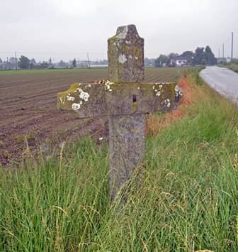 Croce in frazione Airali a San Secondo di Pinerolo