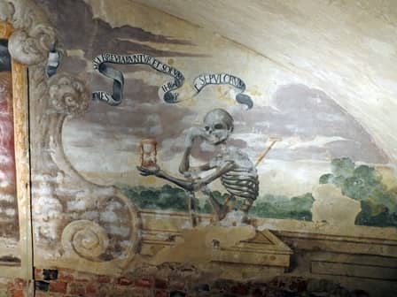 Cripta sepolcrale nell’abbazia di Casanova a Carmagnola